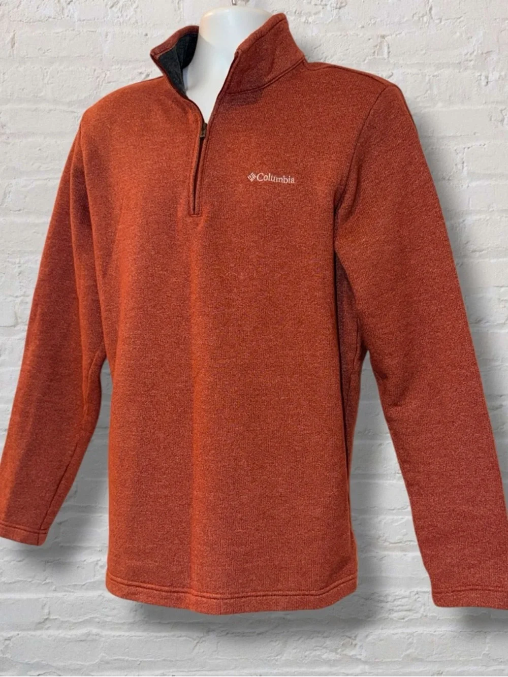 Columbia Fleece Pullover Men’s Medium Orange 1/4 Zip Sweater Hiking Casual